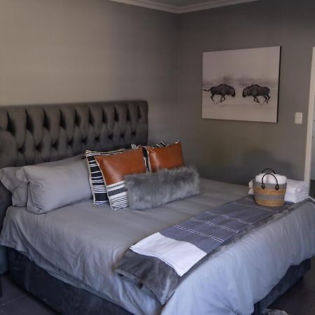 Waterfront Boutique Hotel Vanderkloof Exterior foto